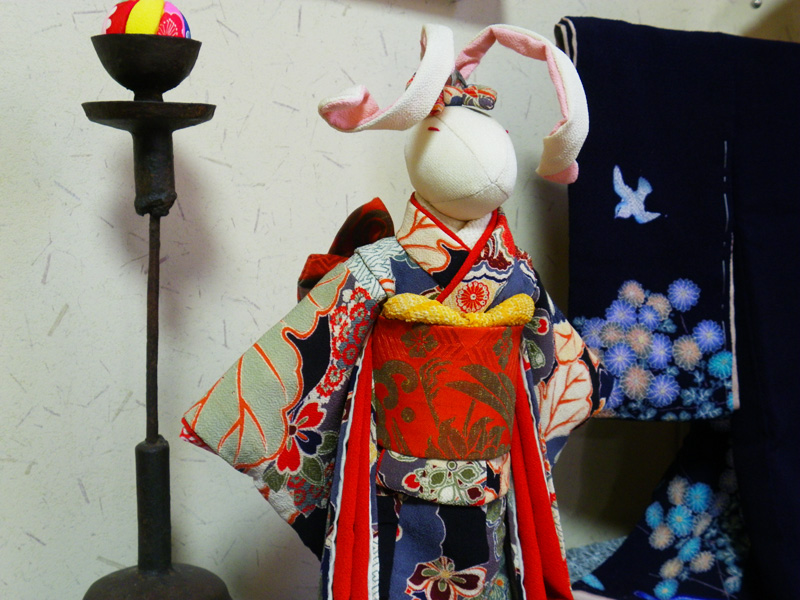 耳長うさぎ人形