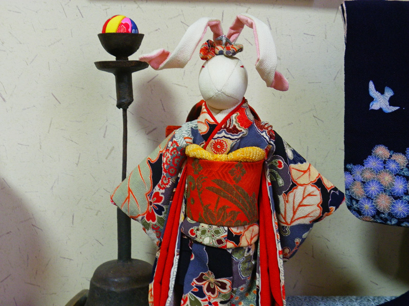 耳長うさぎ人形