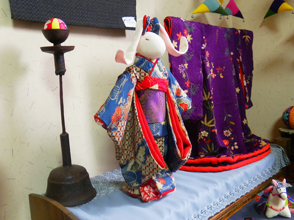 耳長うさぎ人形